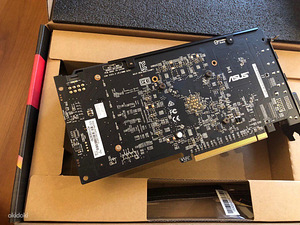 RGB strix asus rx570 4gb (2 foto / 3)