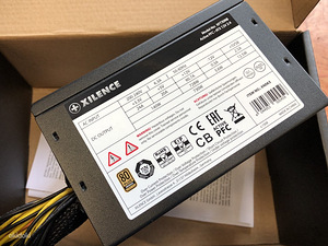 Xilence psu 730W - XN063 (1 foto / 3)