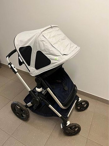 Коляска bugaboo Fox 2 Alu-Dark Navy (4 фото из 5)