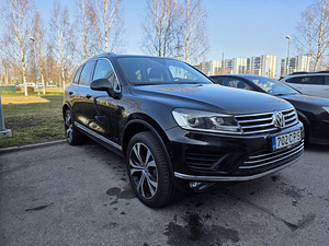 VW TOUAREG 3.0 ДИЗЕЛЬ 193KW 2015 Г. (2 фото из 11)