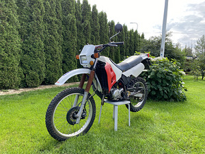 Yamaha DT125 (1 foto / 8)