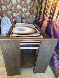 Кровать 900x2000 (3 фото из 9)