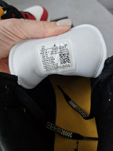 Nike air jordan (3 foto / 4)