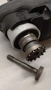 Akuuniversaaltöörist Makita DTM51 18V (nakerdaja) (5 foto / 10)