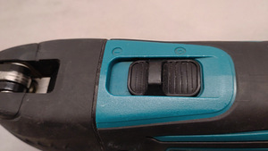 Akuuniversaaltöörist Makita DTM51 18V (nakerdaja) (7 foto / 10)