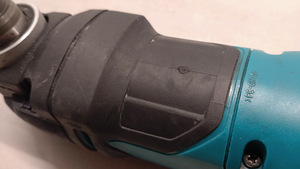 Akuuniversaaltöörist Makita DTM51 18V (nakerdaja) (9 foto / 10)