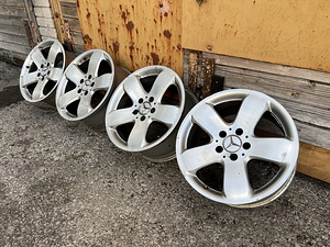 5x112 оригинальные диски Mercedes-Benz (1 фото из 2)