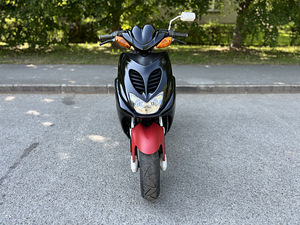 Yamaha Aerox 50cc 2004 (7 foto / 9)