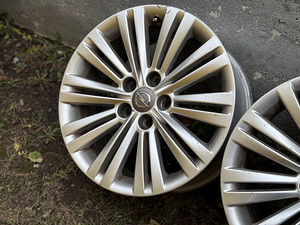 Литые диски 5x120 Opel Insignia R18 (2 фото из 3)