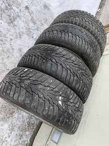 5x112 R17 литые диски Audi/VW/Skoda с шинами. (3 фото из 3)