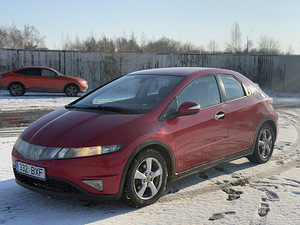 Honda Civic 2.2 103kw 2007 (1 foto / 8)
