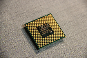 Процессор Intel Celeron D 347 (2 фото из 2)