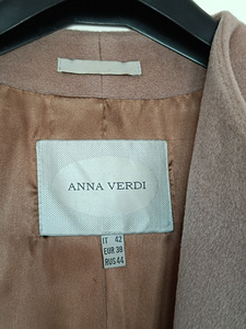 Anna Verdi voodriga mantel (6 foto / 6)