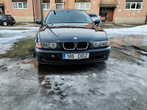 BMW E39 520d 100kw универсал (2 фото из 6)