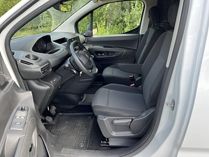 Peugeot Partner (3 фото из 5)