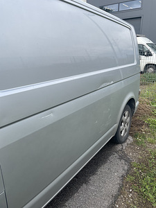 Volkswagen Transporter (3 foto / 6)
