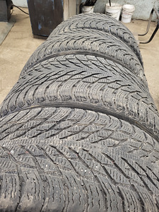 2tk × 275/45 R21 2tk 315/40 R21 (1 foto / 2)