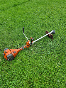 Husqvarna 555FXT (3 фото из 3)
