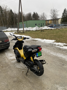 Aprilia SR50R (3 foto / 5)