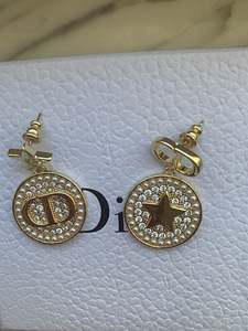 Dior kõrvarõngad (1 foto / 2)