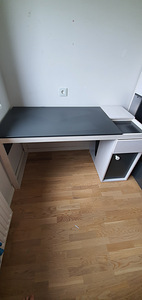Kirjutuslaud Nest (3 foto / 3)