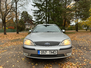 FORD MONDEO TURNIER (6 foto / 12)