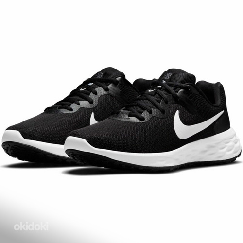Кроссовки для бега Nike Revolution 6 № 45 (фото #1)
