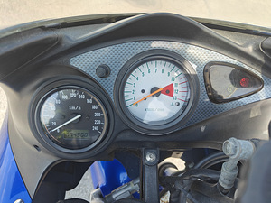 Suzuki SV650S (9 foto / 9)