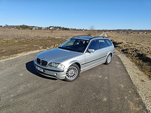 BMW 320, 2001