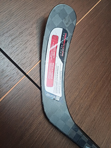 Hokikepp Bauer Supreme 1s, 102flex P92 (right) (5 foto / 7)