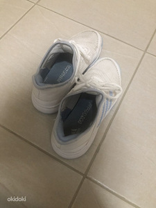 Adidas tennise tossud, suurus 32 (2 foto / 2)