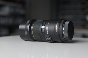 Sigma 105mm f/2.8 EX DG Macro OS HSM - Canon EF (1 foto / 3)