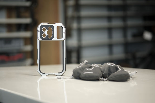 iPhone 13 Pro Smallrig + Moment len set