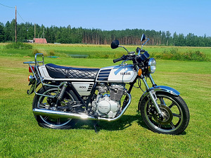 Yamaha XS 400 aasta 1978 must number (1 foto / 6)