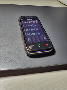 Nokia N97 mini (2 фото из 3)