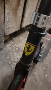 Самокат Ferrari (2 фото из 3)
