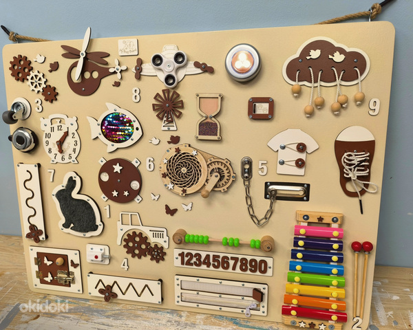 Busy Board - Arendav tegelustahvel beebile al 1a