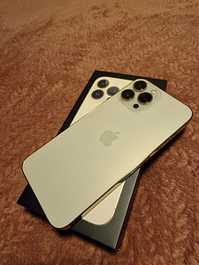 iPhone 13 Макс Про 512 ГБ (2 фото из 3)