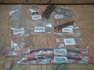 Toyota Land Cruiser 200 pidurisadul 47830-60080 47850-60070 (5 foto / 5)