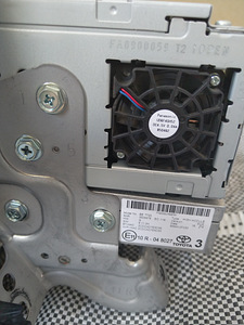 Toyota Land Cruiser 150 86140-60E10 86840-0F030 (3 foto / 3)