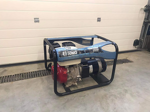 Honda generaator 4,5kw (1 foto / 3)