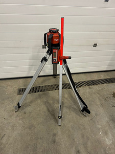 Лазерный комплект Hilti (1 фото из 4)