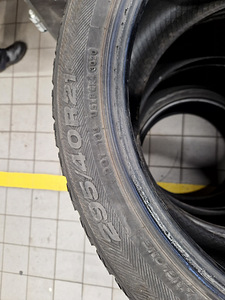 295/40/R21 Green Max Winter Ice i 15 Lamellrehv (2 foto / 4)