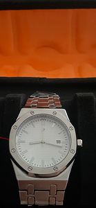 Audemars P. (2 foto / 2)