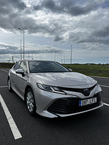 Toyota Camry, 2019, 72300km (2 foto / 13)