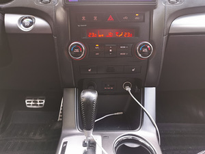 KIA SORENTO (5 фото из 7)