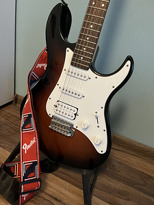 Elektrikitarr Yamaha (4 foto / 10)