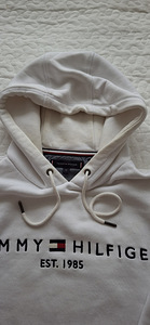 Tommy Hilfigeri pusa s.M,Levi'se pusa s.S (7 foto / 10)