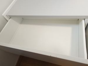 IKEA panipaigaga tegevuslaud "DUNDRA" (5 foto / 7)