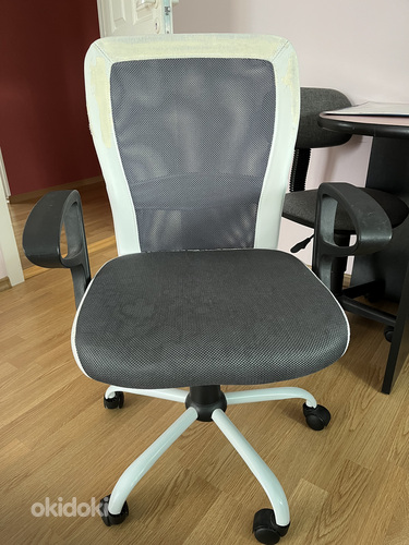 Офисное кресло (фото #1)
